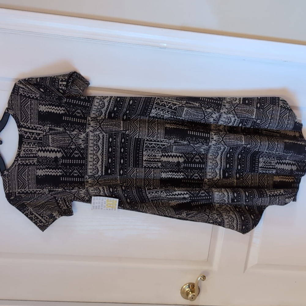 LulaRoe Black & Taupe Carly High Low Swing Dress. Size XXS. NEW